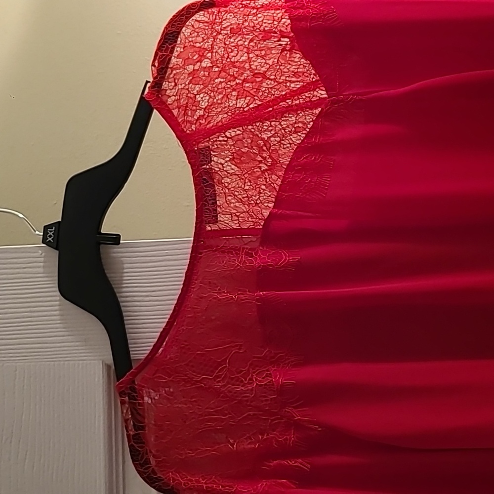 Blouse - Picture 2 of 3